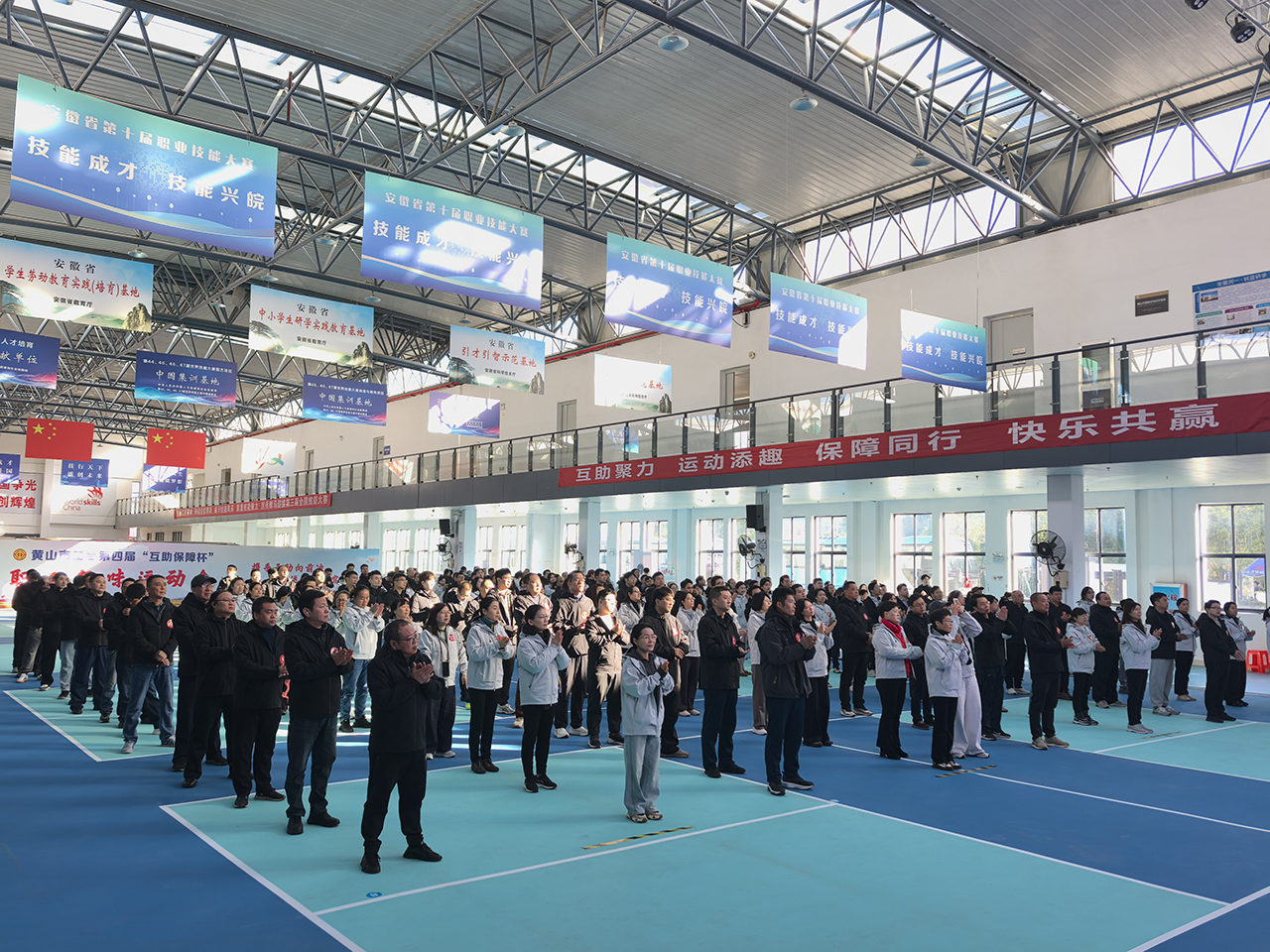 1763797325651902.jpg 2.jpg